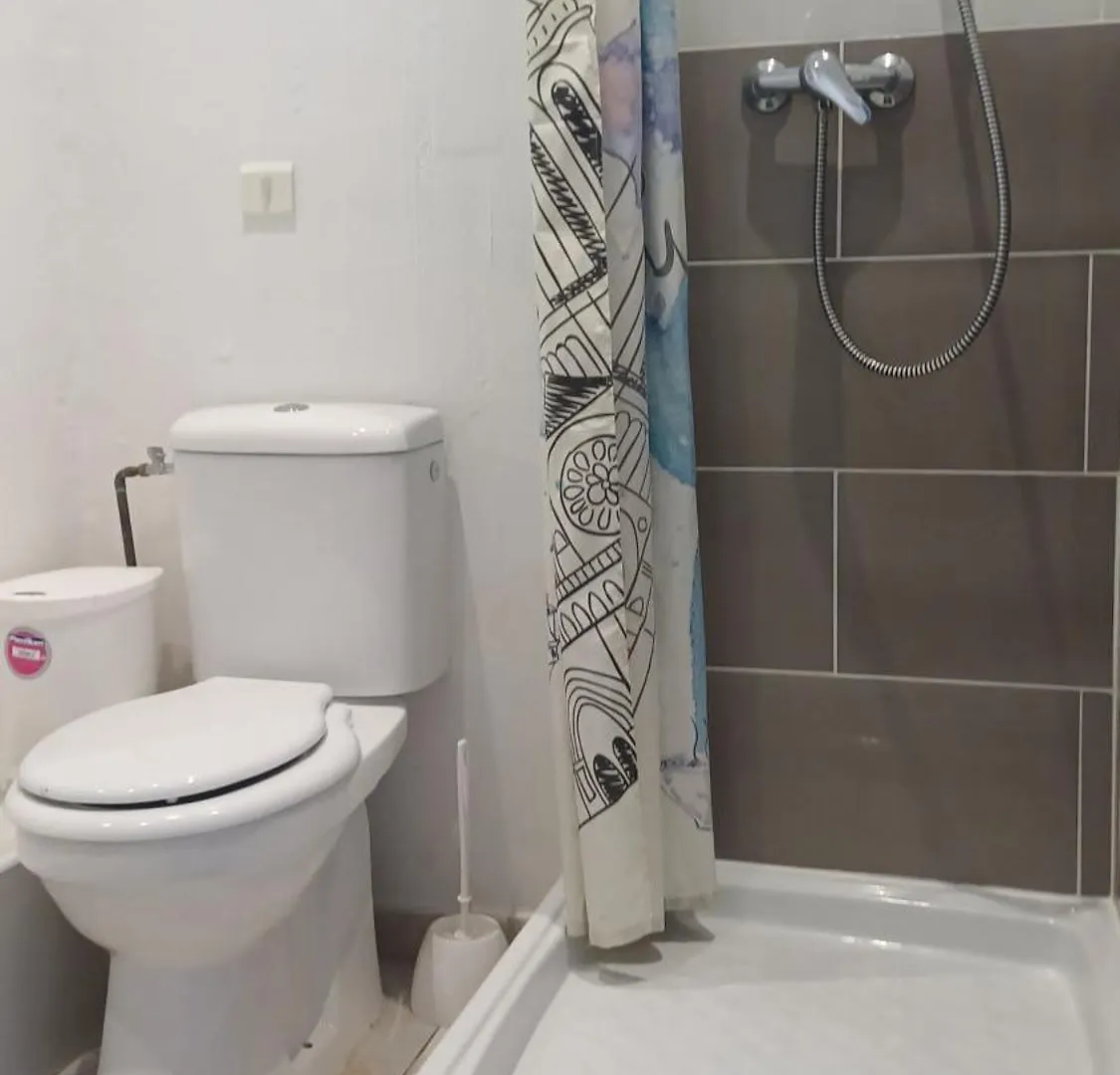 Les Suites De Mauleon Apartment